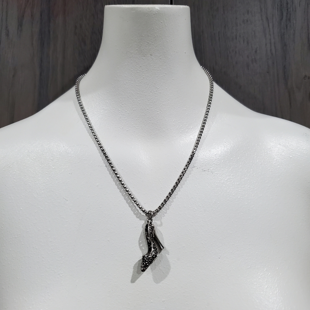High Heel Shoe Necklace - New  Cinderella Costume Jewelry - Picture 9 of 12